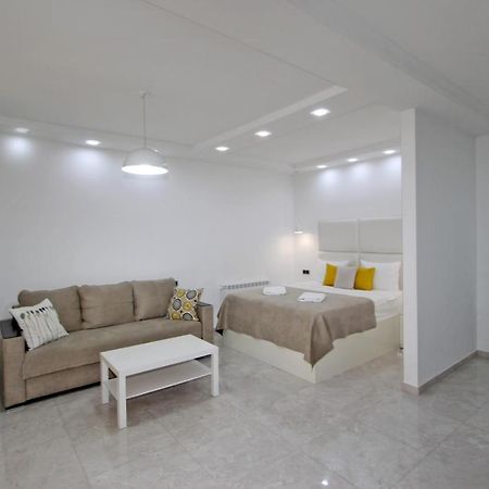 Appartment Lux, 2 Bedroom Ereván Exterior foto