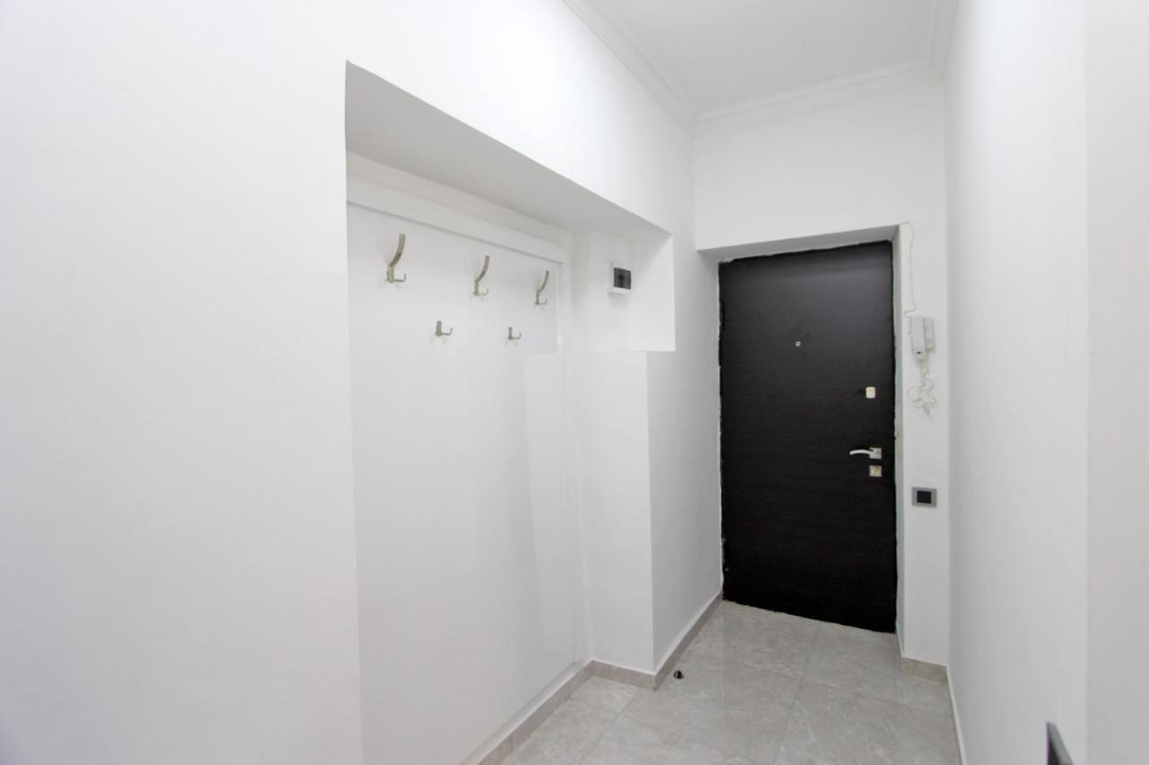 Appartment Lux, 2 Bedroom Ereván Exterior foto