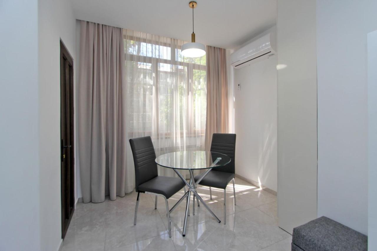 Appartment Lux, 2 Bedroom Ereván Exterior foto